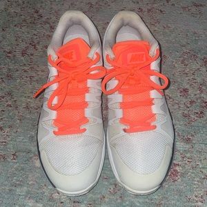 Women’s Nike Vapor 9.5 Tennis 🎾 Shoe - Size 8